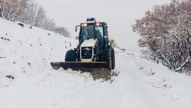 Tunceli’de kar yağışı etkili oldu: 50 köy yolu ulaşıma kapandı